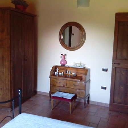 Agriturismo Biologico Villa Rosa Monte Guiduccio Номер фото